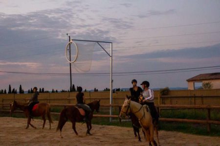 Horse Ball au Centre équestre Écurie de la Serre - Saint Thibéry